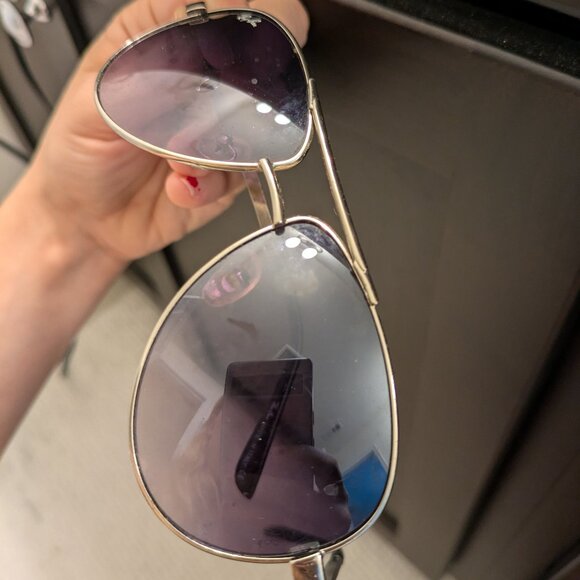 Ray-Ban Aviator Sunglasses & Case - Picture 7 of 8